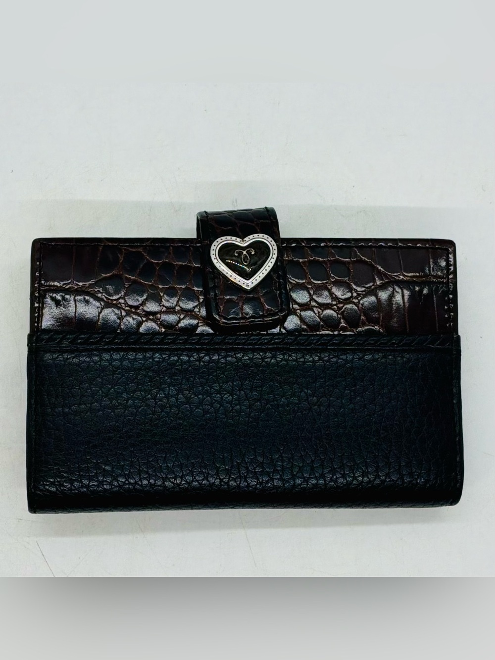 Brighton Pebbled-Crocodile Pattern Folding Address Book Wallet Heart Clasp